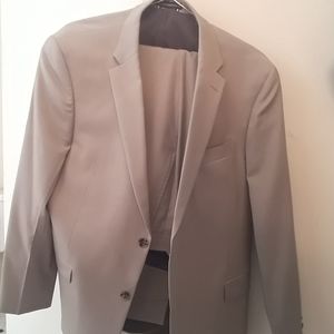 Tommy Hilfiger Suit